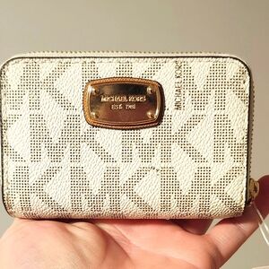 💚2for50 - Michael Korrs BRAND NEW Wallet